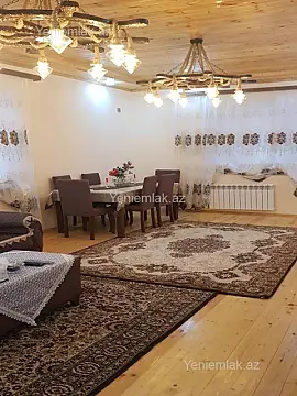 Satılır 6 otaqlı həyət evi 200 m²