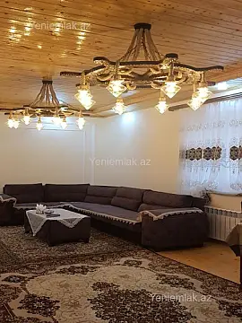 Satılır 6 otaqlı həyət evi 200 m²