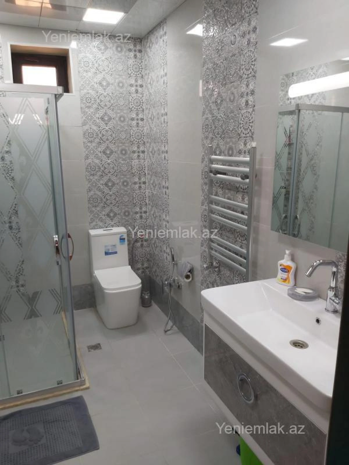 Satılır 6 otaqlı həyət evi 200 m²
