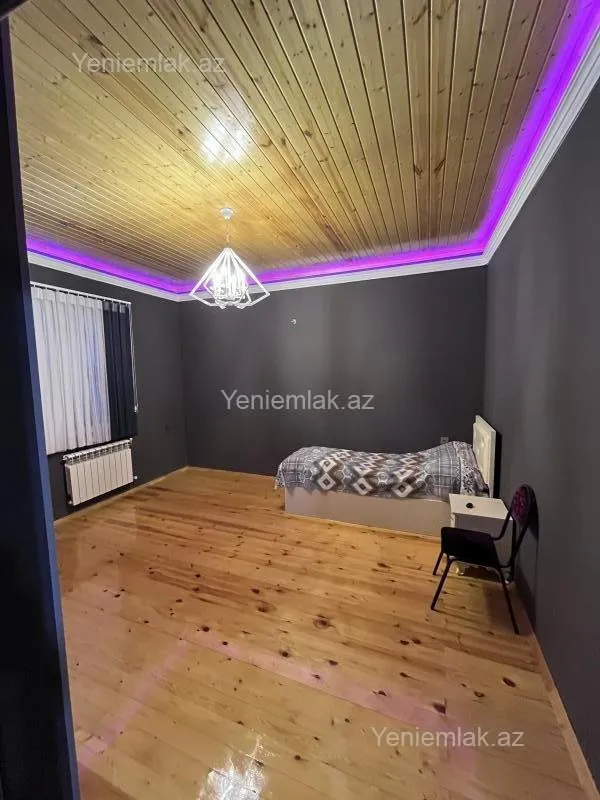 Satılır 6 otaqlı həyət evi 200 m²