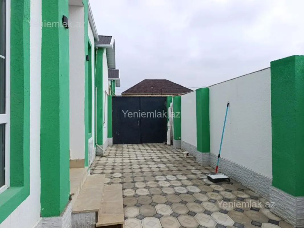 Satılır 3 otaqlı həyət evi 75 m²