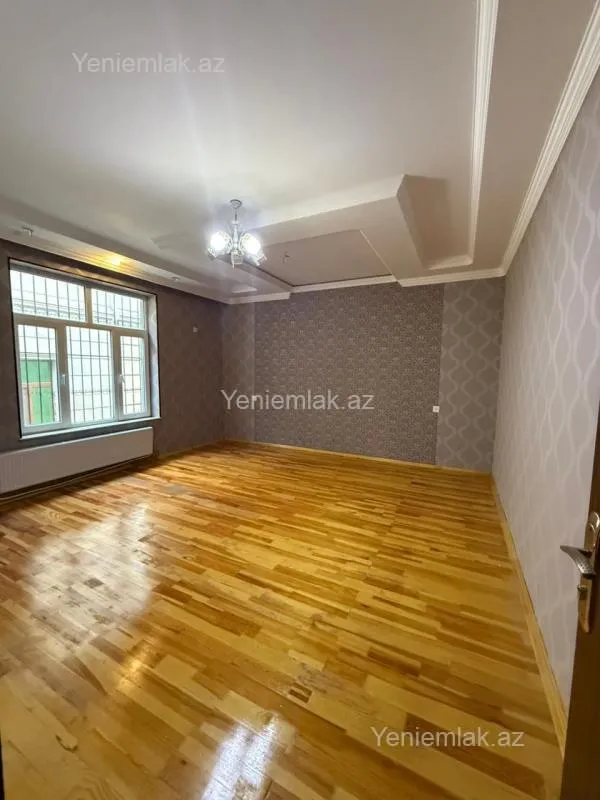 Satılır 6 otaqlı həyət evi 260 m²