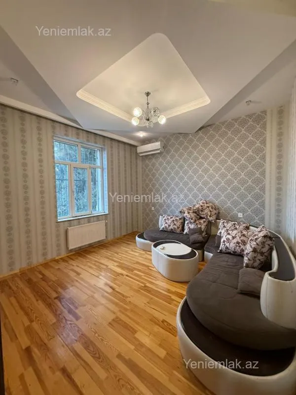 Satılır 6 otaqlı həyət evi 260 m²