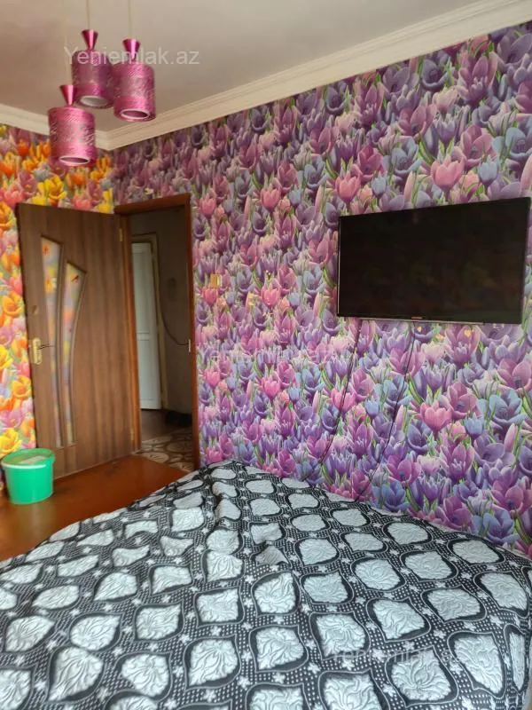 Satılır 5 otaqlı köhnə tikili 100 m²