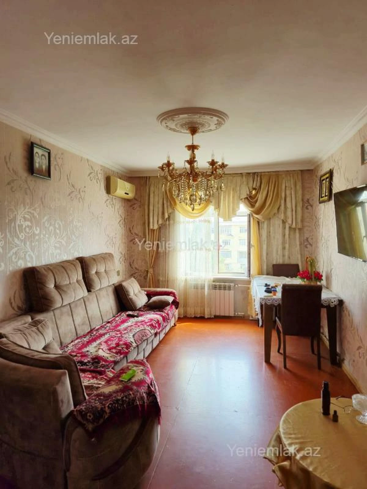 Satılır 5 otaqlı köhnə tikili 100 m²