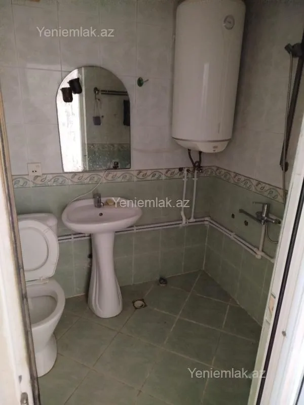 Satılır 2 otaqlı köhnə tikili 60 m²