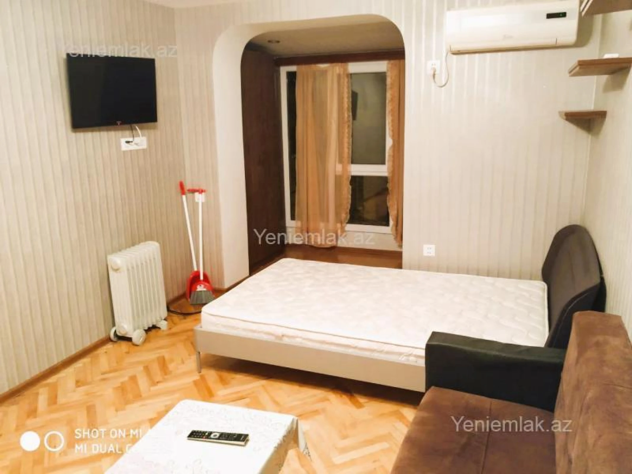 Satılır 1 otaqlı köhnə tikili 38 m²