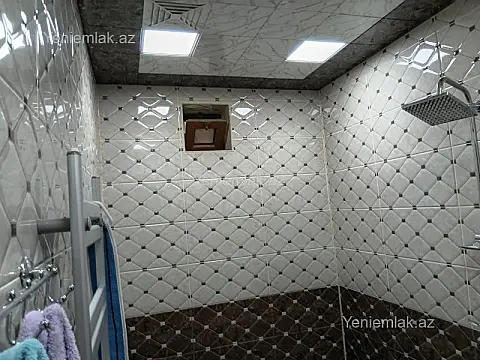 Satılır 7 otaqlı həyət evi 260 m²