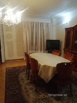 Satılır 4 otaqlı köhnə tikili 110 m² — Bakı, Nizami 4 otaq 110.00 m²