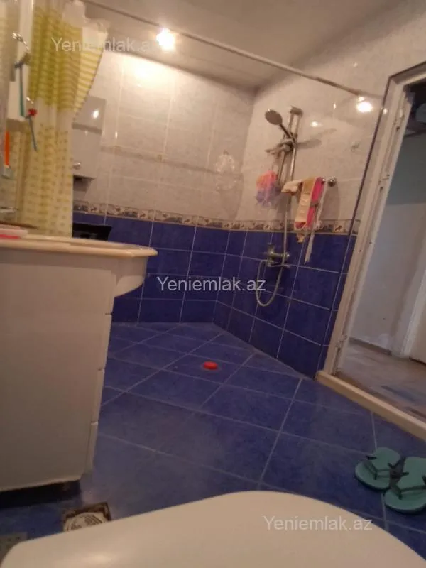 Satılır 3 otaqlı köhnə tikili 85 m²
