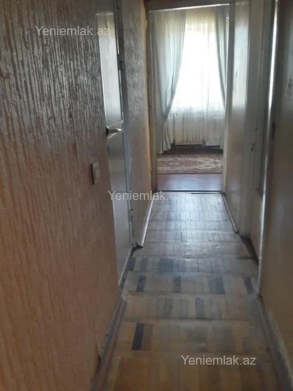 Satılır 3 otaqlı köhnə tikili 85 m²
