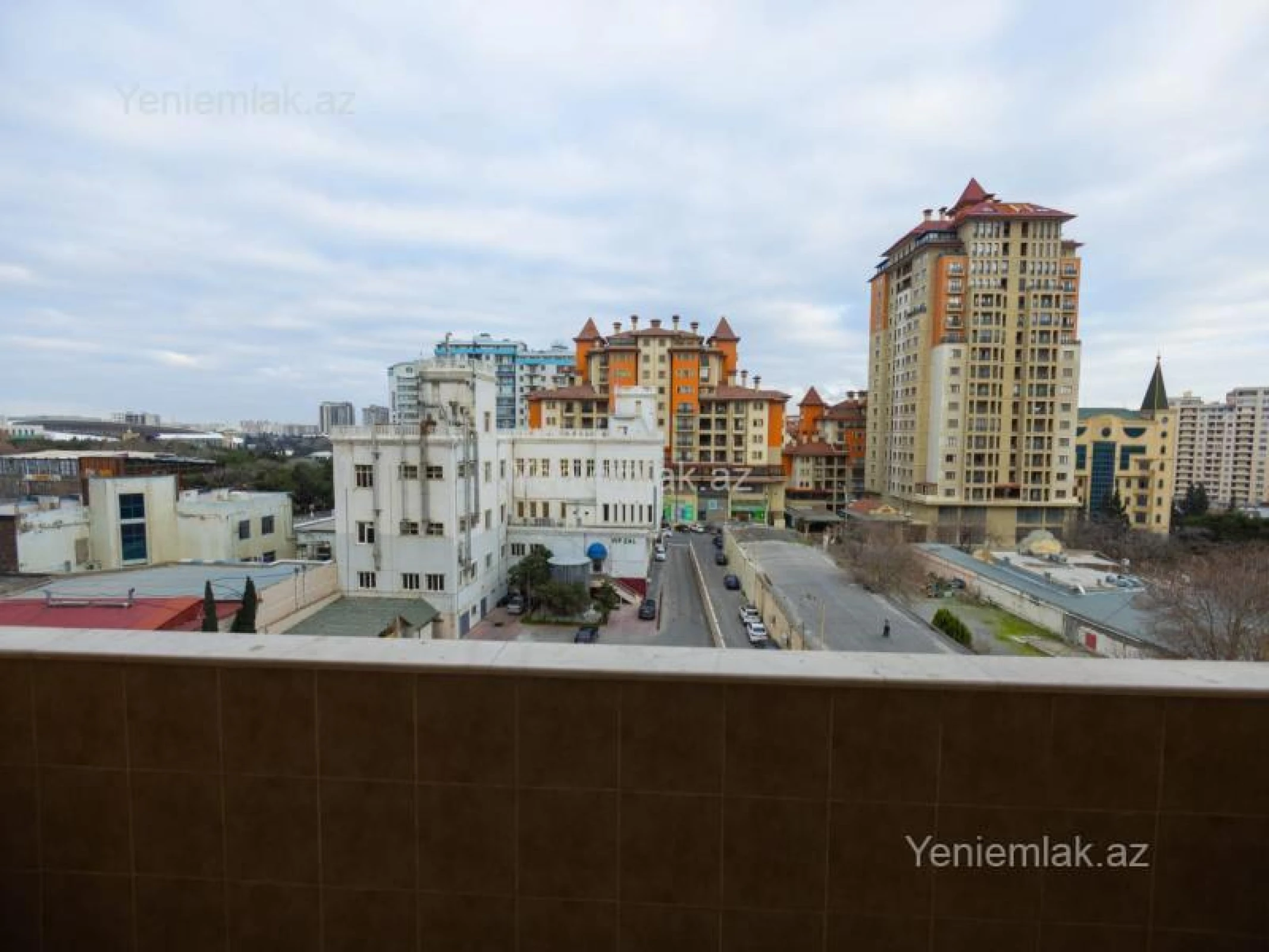 Satılır 4 otaqlı yeni tikili 210 m²
