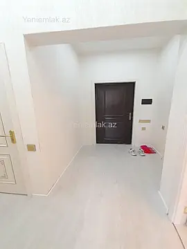 Satılır 3 otaqlı yeni tikili 75 m²