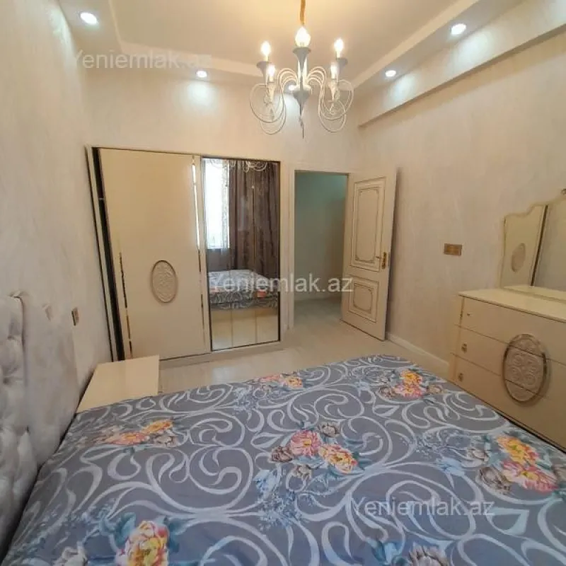 Satılır 3 otaqlı yeni tikili 75 m²