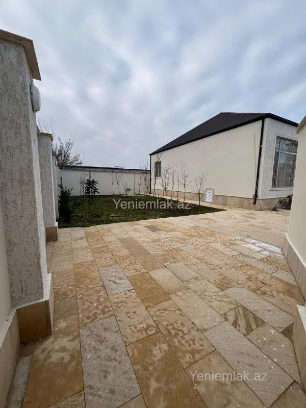 Satılır 3 otaqlı həyət evi 100 m²