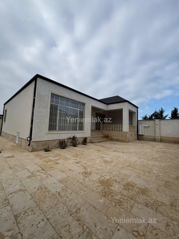Satılır 3 otaqlı həyət evi 100 m²