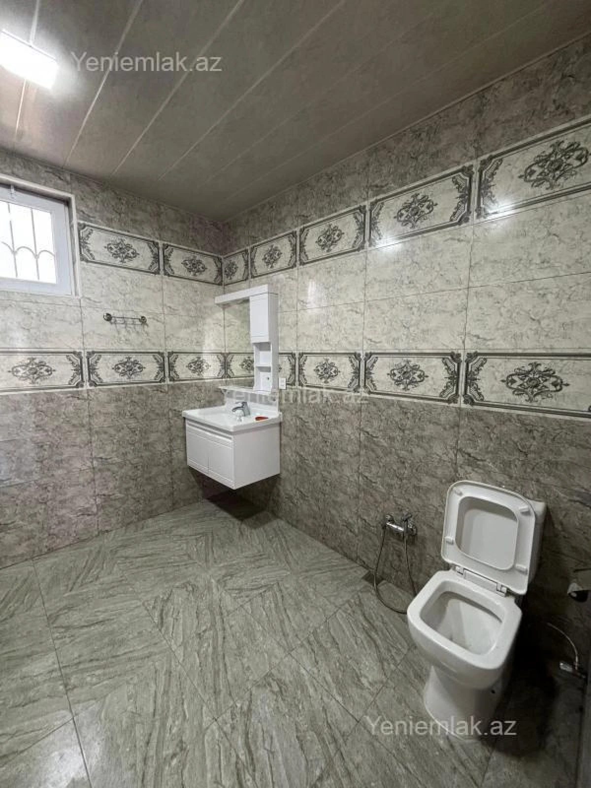 Satılır 3 otaqlı həyət evi 100 m²