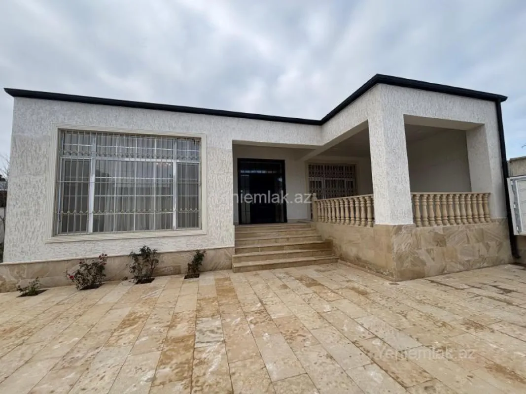Satılır 3 otaqlı həyət evi 100 m²