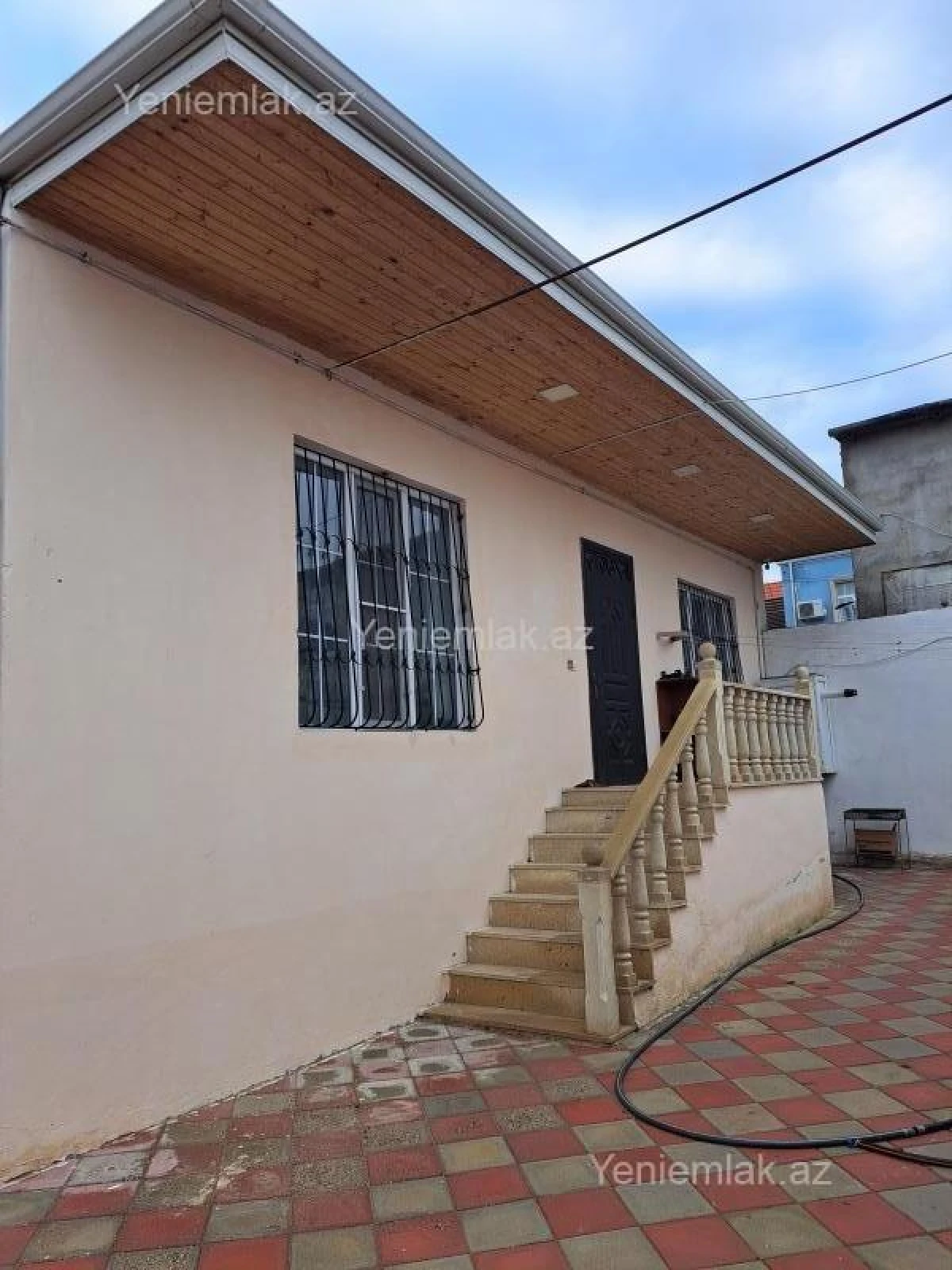 Satılır 3 otaqlı həyət evi 116 m²