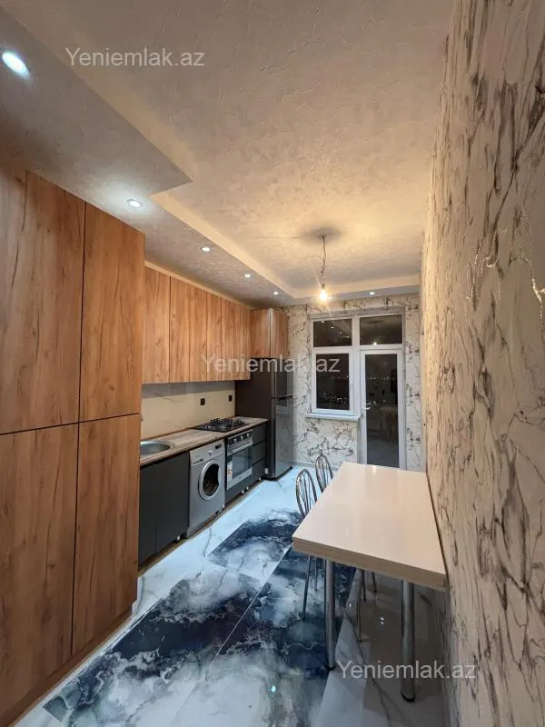Satılır 4 otaqlı yeni tikili 127 m²