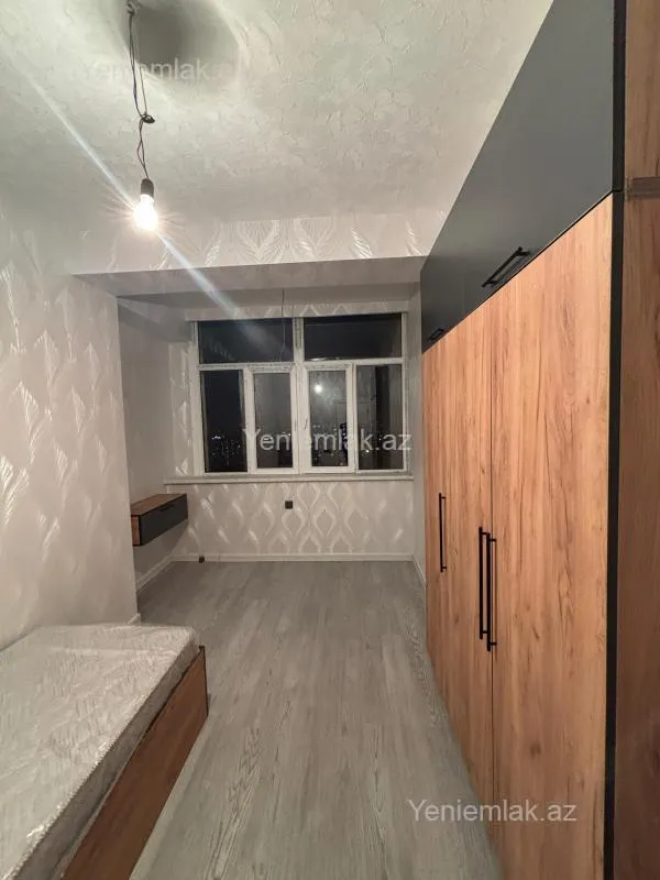 Satılır 4 otaqlı yeni tikili 127 m²