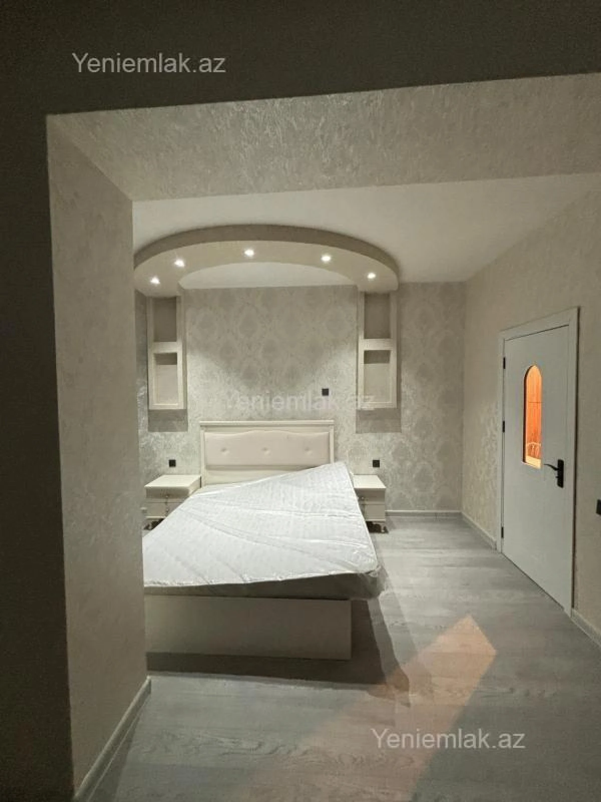 Satılır 4 otaqlı yeni tikili 127 m²