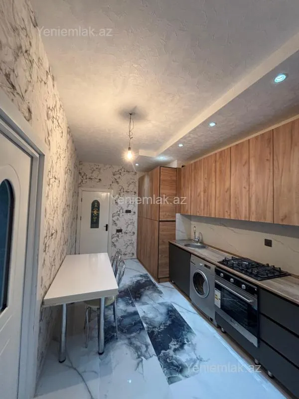 Satılır 4 otaqlı yeni tikili 127 m²