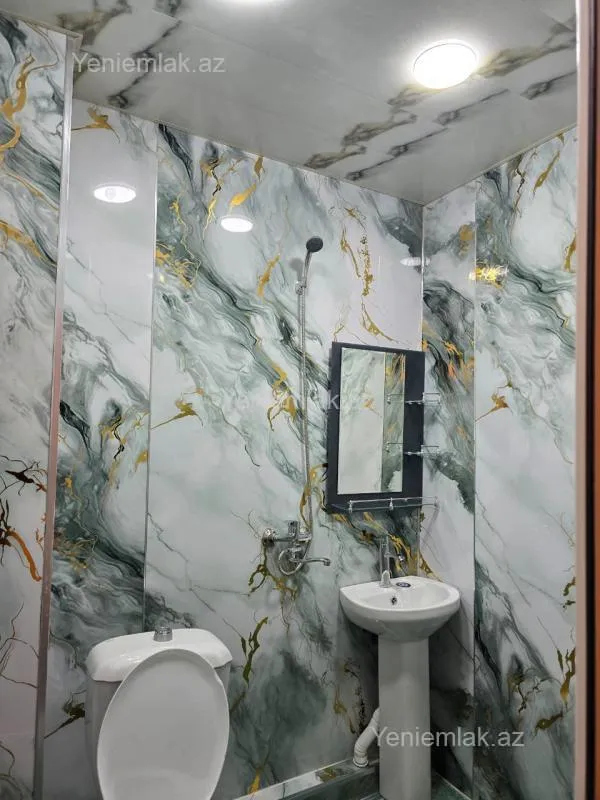 Satılır 2 otaqlı köhnə tikili 40 m²