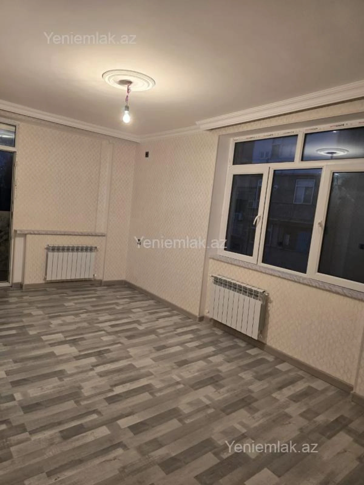 Satılır 2 otaqlı köhnə tikili 40 m²
