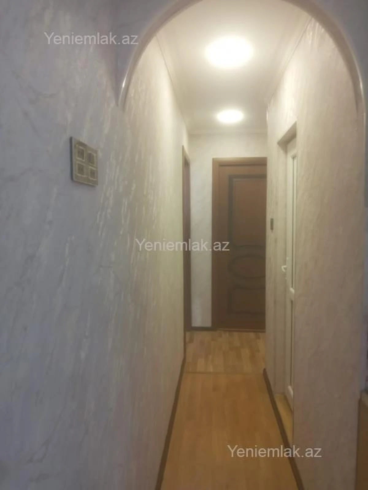Satılır 3 otaqlı köhnə tikili 70 m²