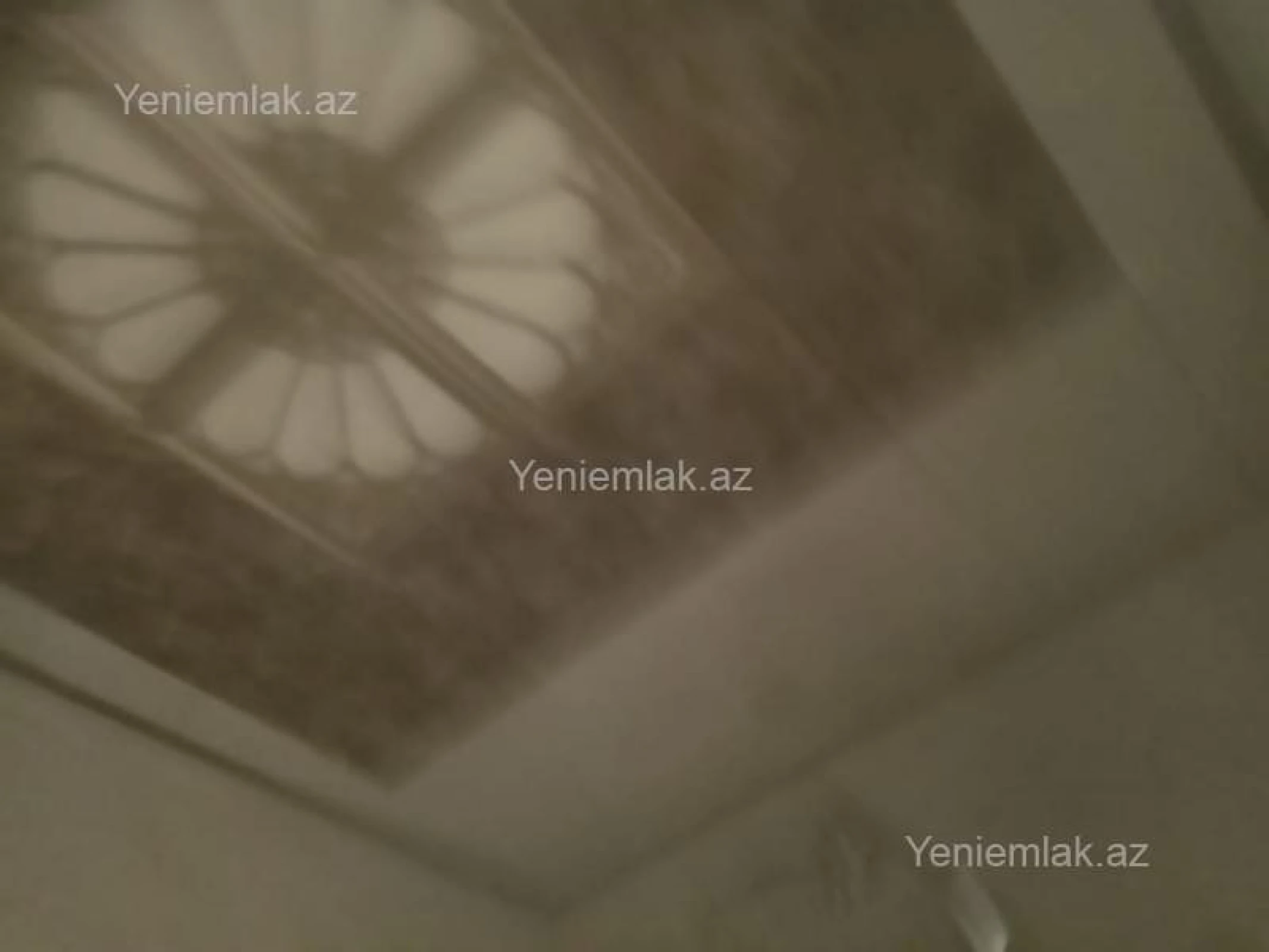 Satılır 3 otaqlı köhnə tikili 70 m²