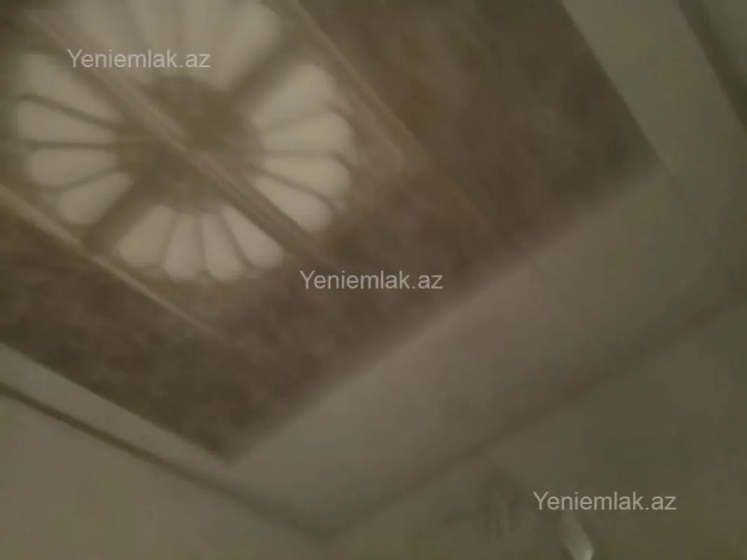 Satılır 3 otaqlı köhnə tikili 70 m²