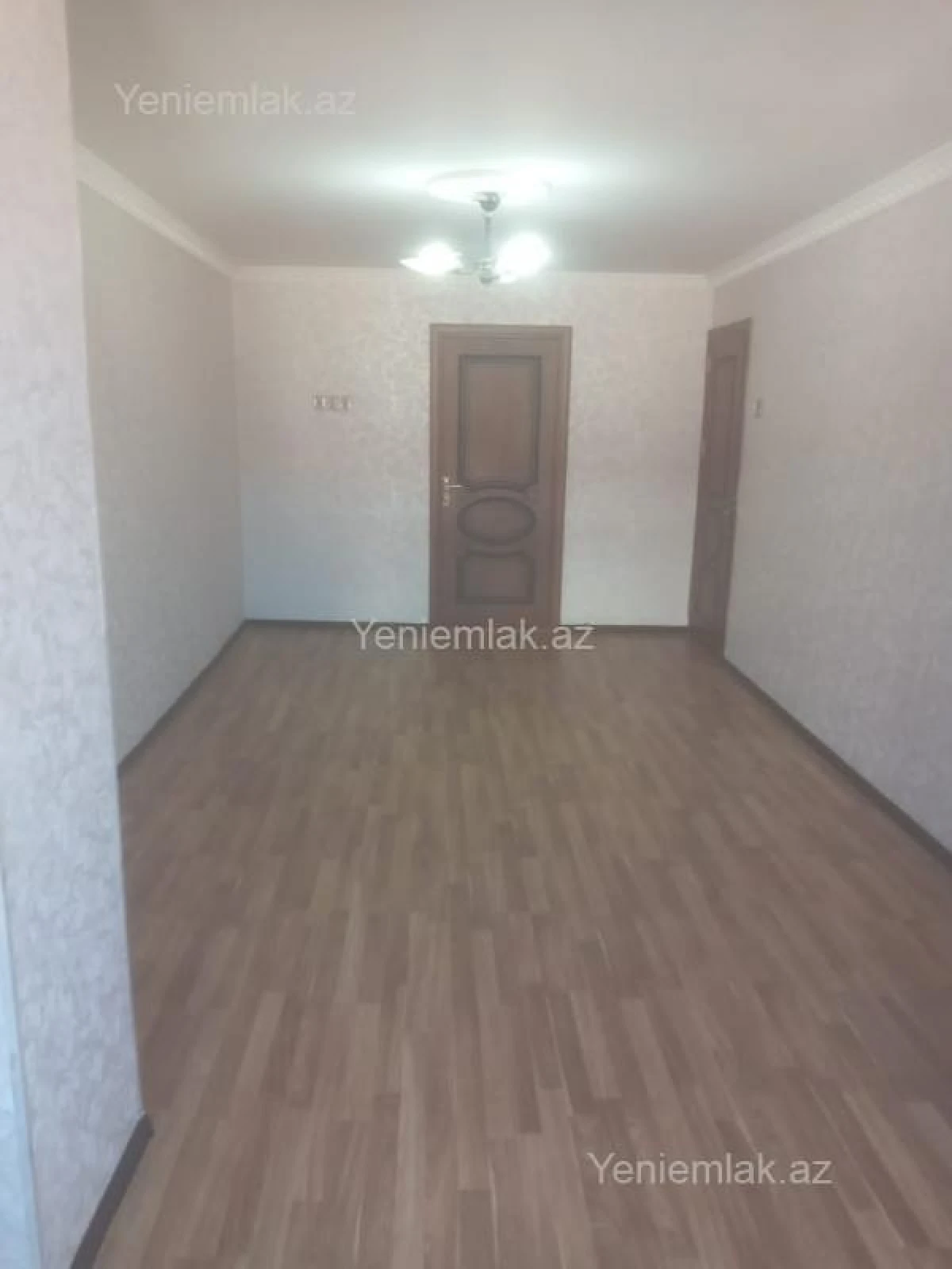 Satılır 3 otaqlı köhnə tikili 70 m²