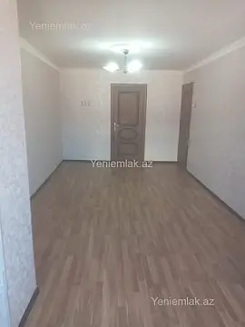 Satılır 3 otaqlı köhnə tikili 70 m²