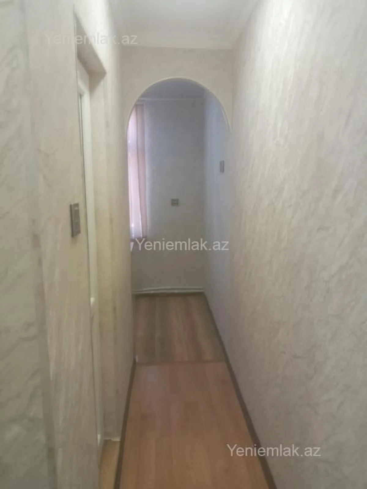 Satılır 3 otaqlı köhnə tikili 70 m²