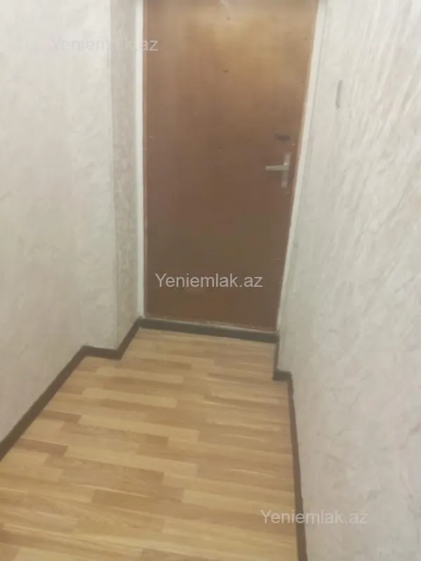 Satılır 3 otaqlı köhnə tikili 70 m²