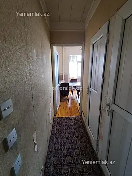 Satılır 4 otaqlı köhnə tikili 90 m²
