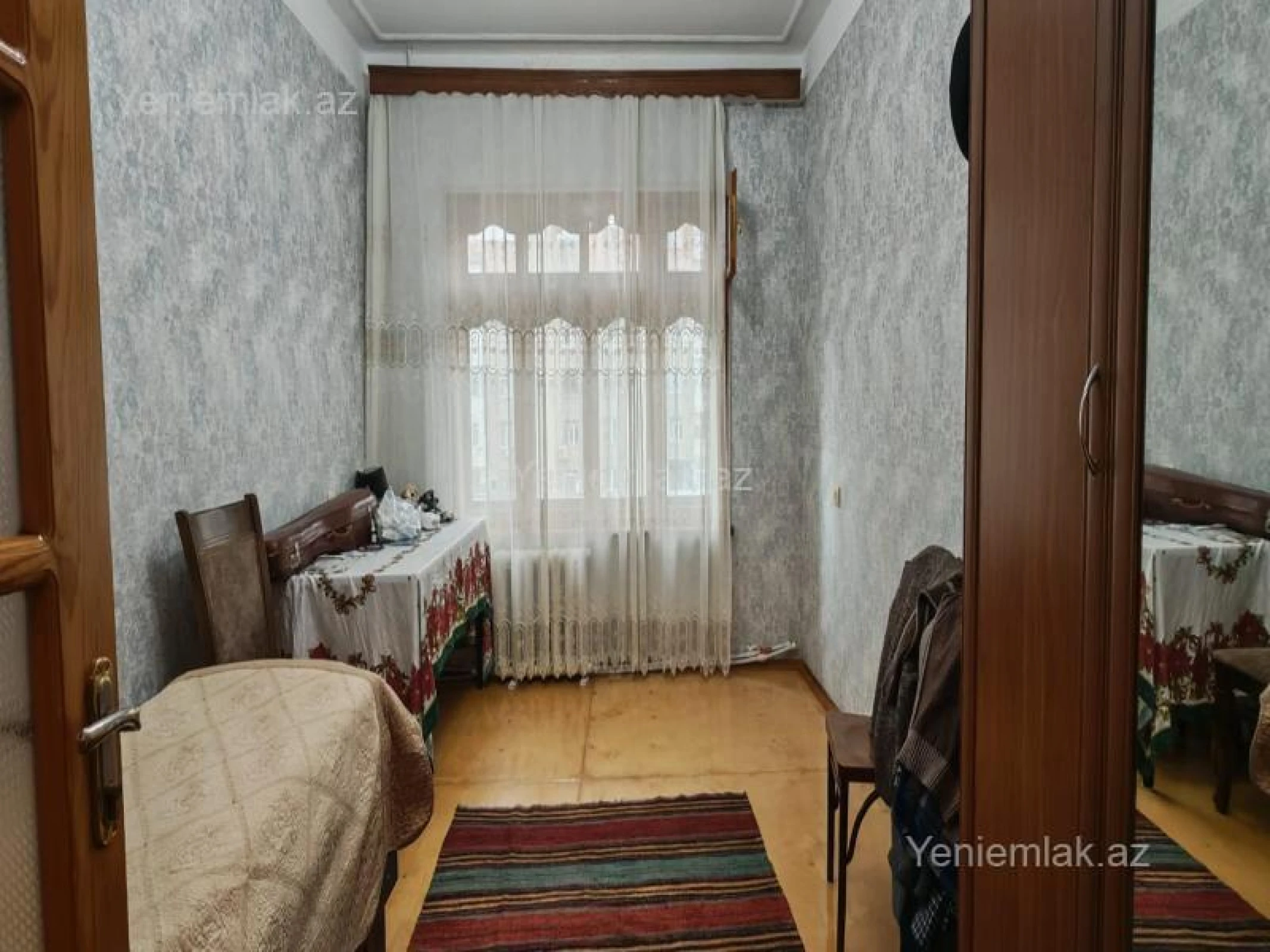 Satılır 3 otaqlı köhnə tikili 80 m²