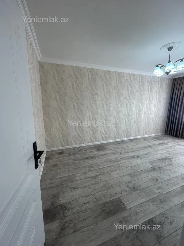 Satılır 2 otaqlı köhnə tikili 70 m²