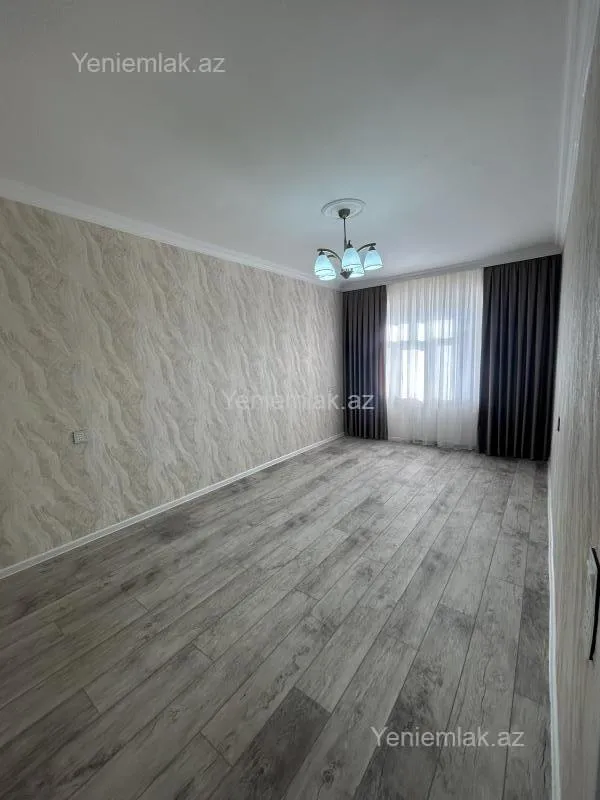 Satılır 2 otaqlı köhnə tikili 70 m²