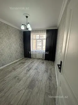 Satılır 2 otaqlı köhnə tikili 70 m²