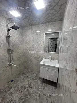 Satılır 2 otaqlı köhnə tikili 70 m²