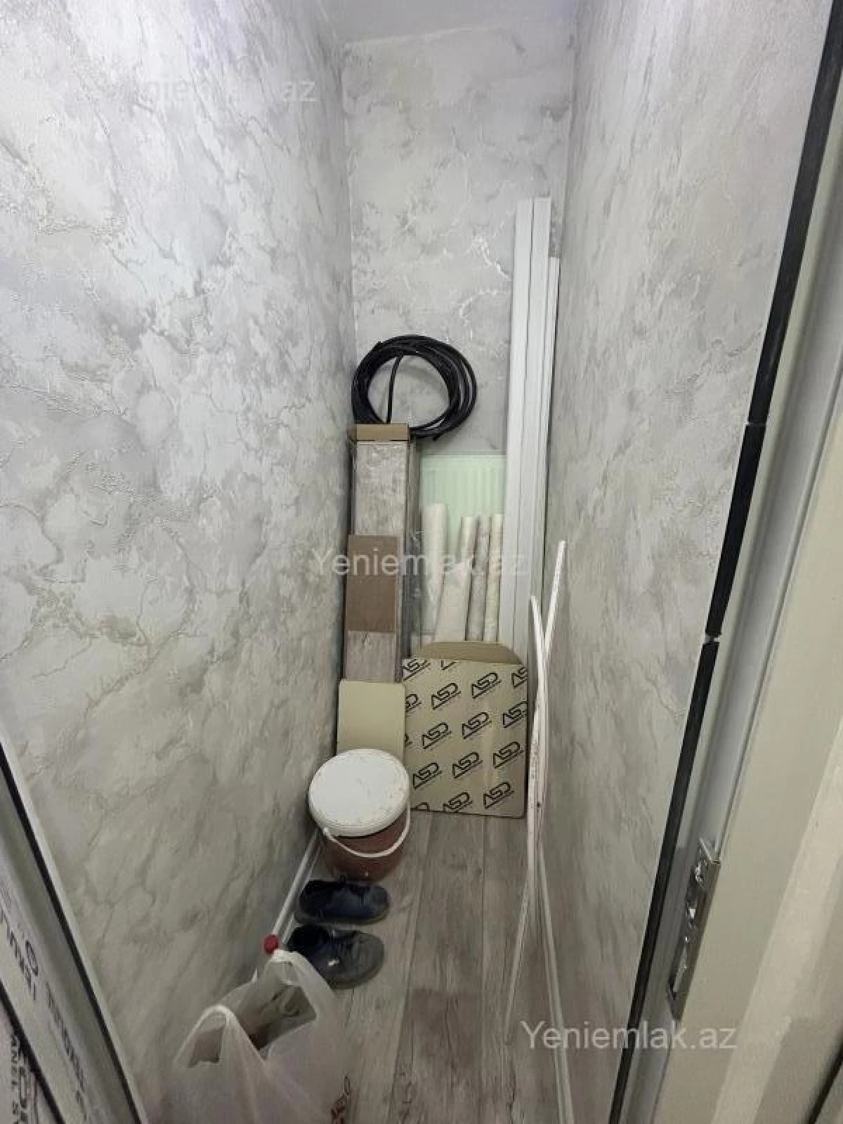 Satılır 2 otaqlı köhnə tikili 70 m²