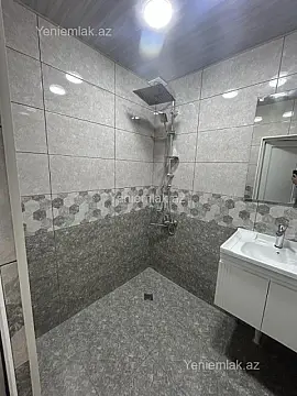 Satılır 2 otaqlı köhnə tikili 70 m²
