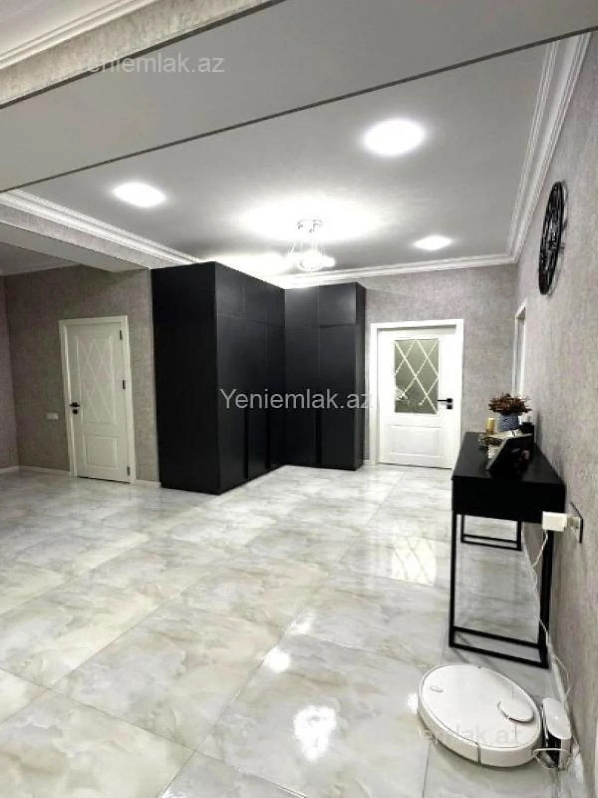 Satılır 2 otaqlı yeni tikili 100 m²