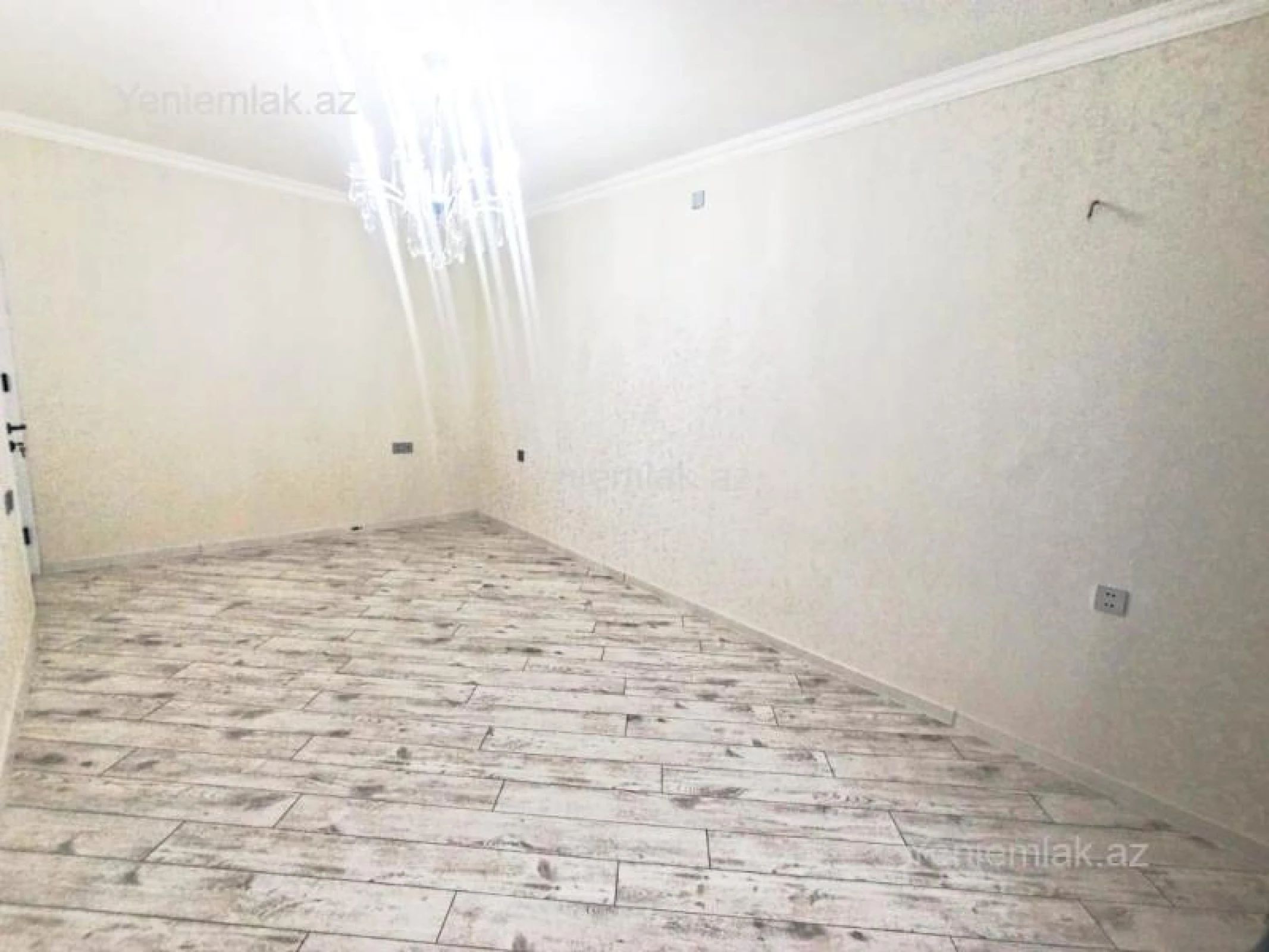 Satılır 3 otaqlı köhnə tikili 60 m²