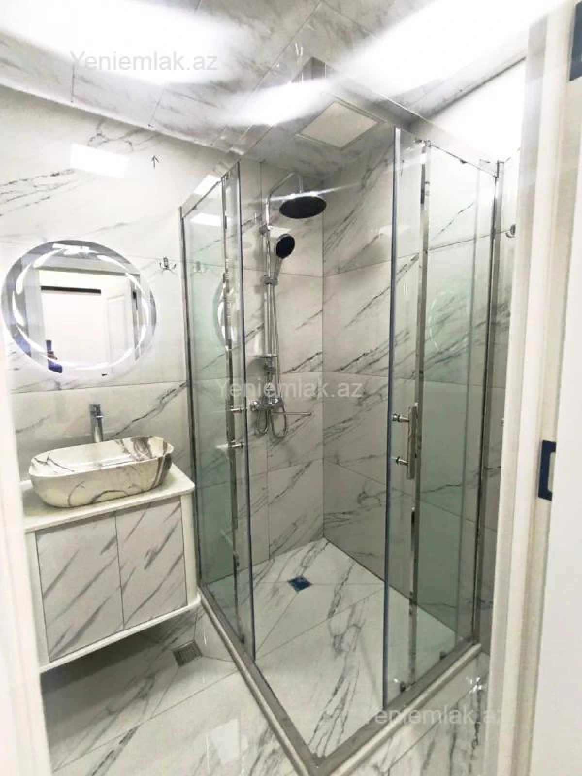 Satılır 3 otaqlı köhnə tikili 60 m²