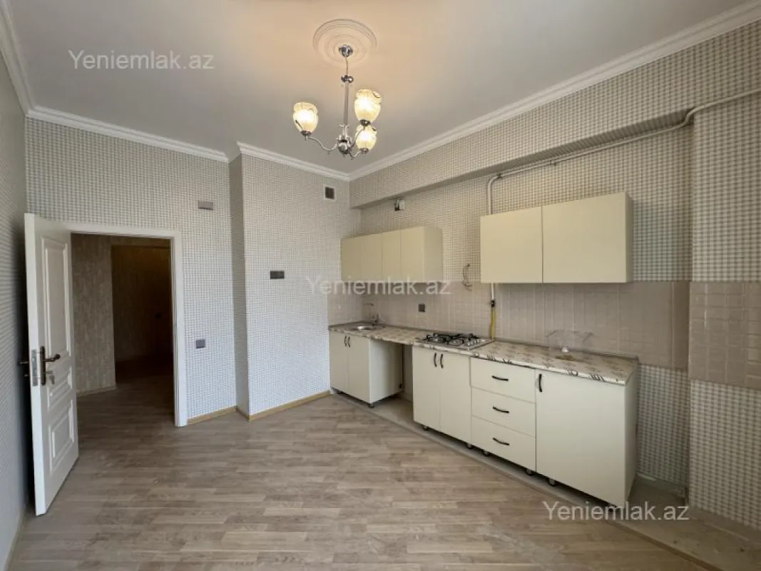 Satılır 4 otaqlı yeni tikili 134 m²