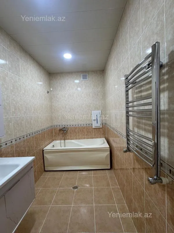 Satılır 3 otaqlı yeni tikili 92 m²