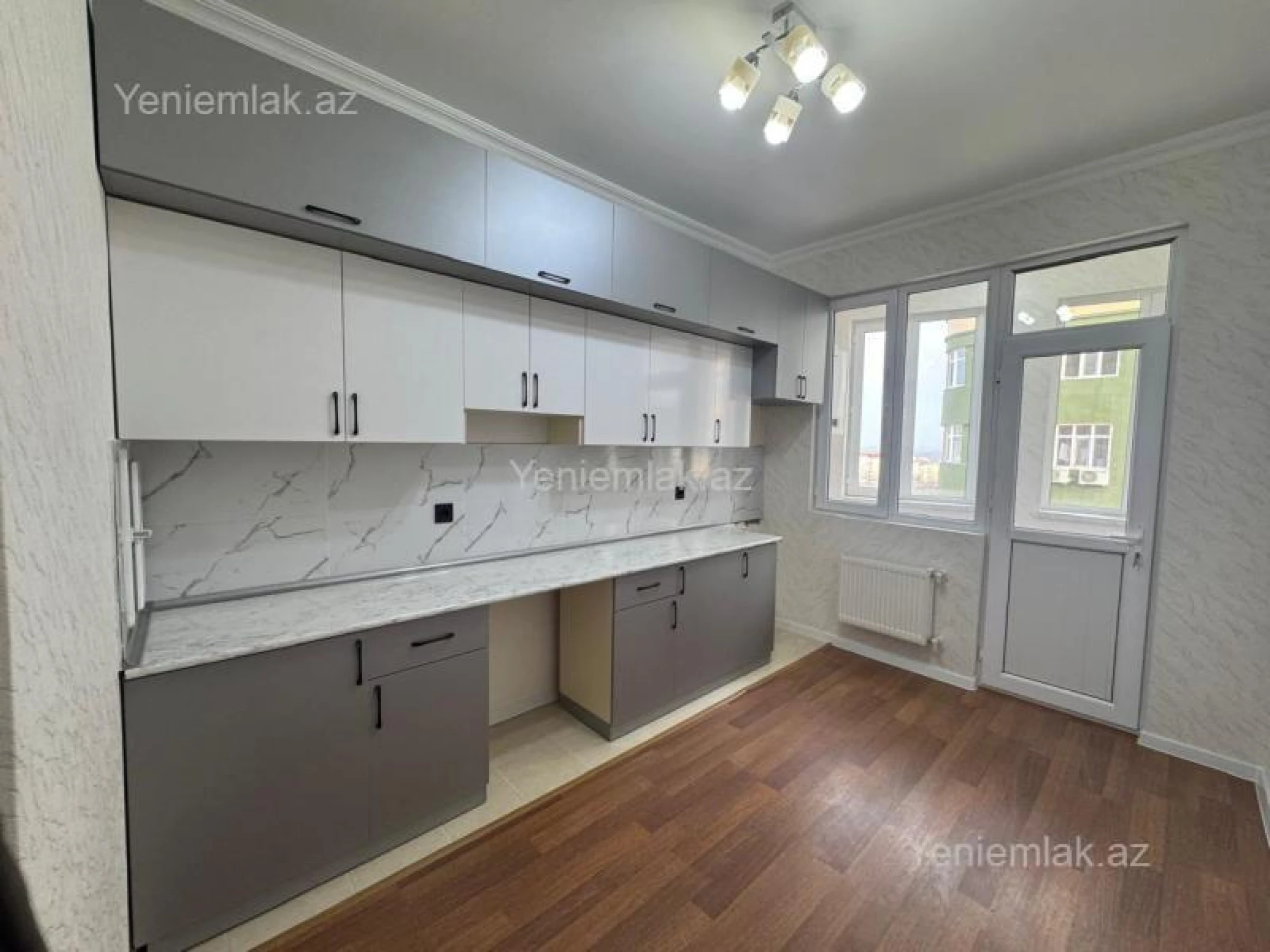 Satılır 3 otaqlı yeni tikili 92 m²